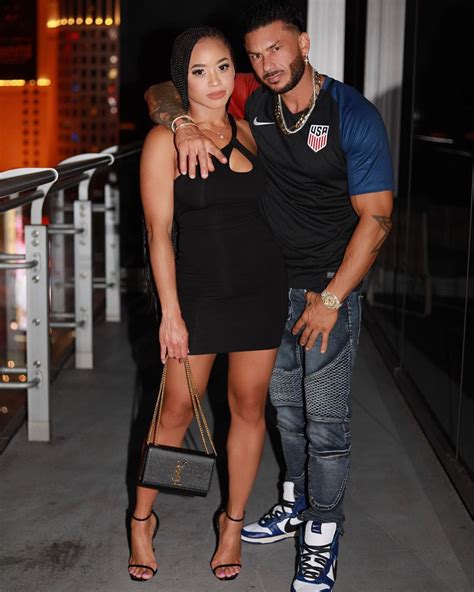 pauly d dating 2012